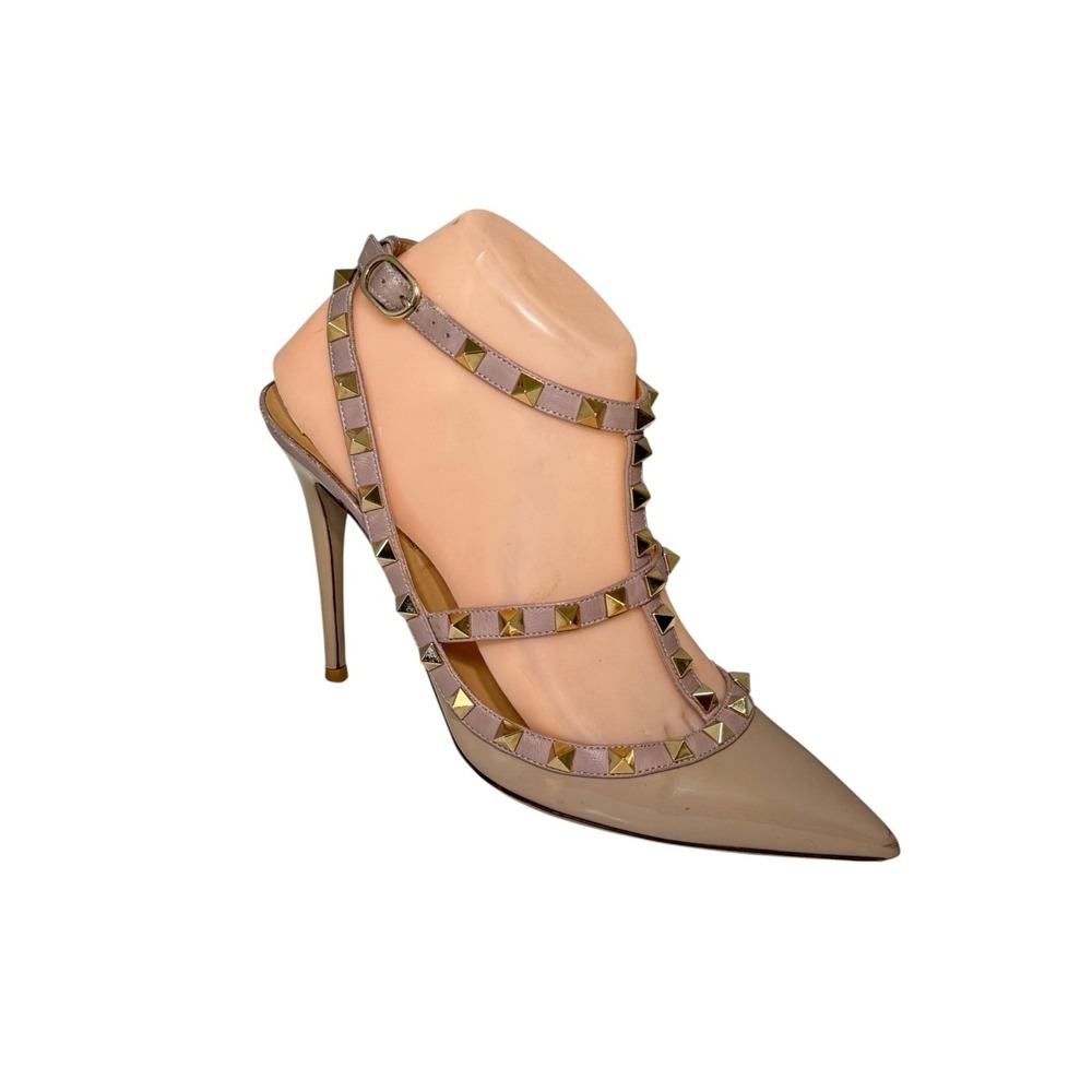 Valentino Rockstud Caged Pumps 38 Nude Patent Leather Studded Heels FLAW